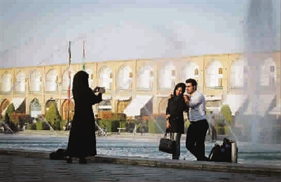 新民晚报数字报-安全岛伊朗 兴起旅游热